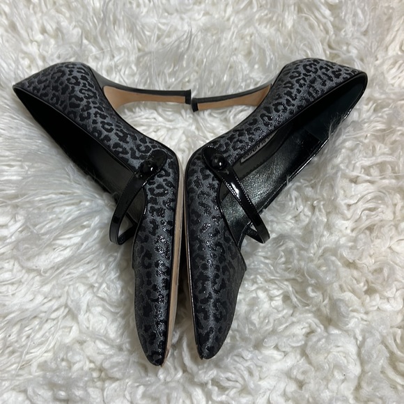 🌟Manolo Blahnik Black Gray Leopard Pointed Toe Heel Size 40 - Picture 3 of 8
